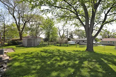 111 Elm Lane, Streamwood, IL 60107 - Photo 21