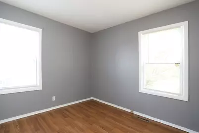 111 Elm Lane, Streamwood, IL 60107 - Photo 11