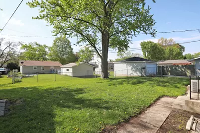 111 Elm Lane, Streamwood, IL 60107 - Photo 17