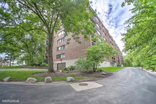 1840 Huntington Blvd, Hoffman Estates, IL 60169 - Photo 29