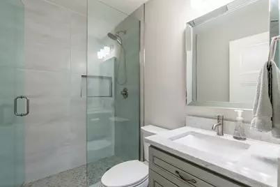 11512 Woodglen Lane, Burr Ridge, IL 60527 - Photo 27