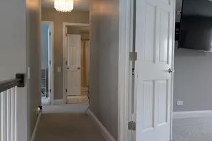 233 Lorraine Cir, Bloomingdale, IL 60108 - Photo 21