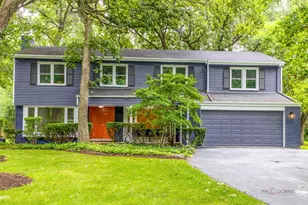 28 Plymouth Ct, Lincolnshire, IL 60069 - Photo 1