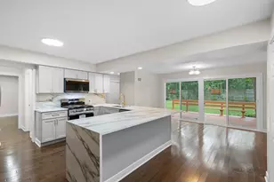 28 Plymouth Ct, Lincolnshire, IL 60069 - Photo 11