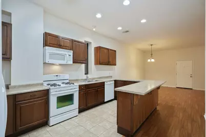 885 N Marshfield Avenue #2, Chicago, IL 60622 - Photo 5