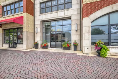 10 E Burlington Street #3B, Riverside, IL 60546 - Photo 1