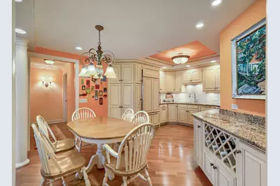 10 E Burlington Street #3B, Riverside, IL 60546 - Photo 15