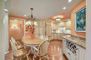 10 E Burlington St, Riverside, IL 60546 - Photo 15