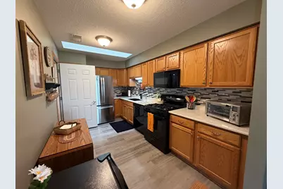 2503 Katey Court #B, Sterling, IL 61081 - Photo 7