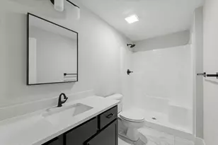 412 Sutton St, Savoy, IL 61874 - Photo 37
