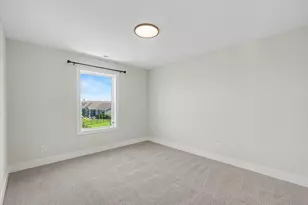 412 Sutton St, Savoy, IL 61874 - Photo 29