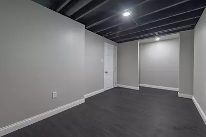 11955 S Prairie Avenue, Chicago, IL 60628 - Photo 21