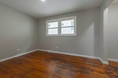 11955 S Prairie Avenue, Chicago, IL 60628 - Photo 9