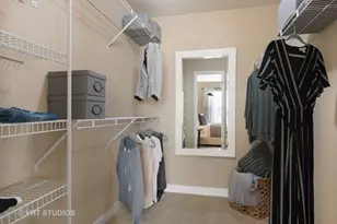 55 Kensington Cir, Wheaton, IL 60189 - Photo 17