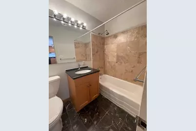 1460 N Sandburg Terrace #803A, Chicago, IL 60610 - Photo 9