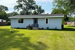 3011 N 15270E Rd, Momence, IL 60954 - Photo 1