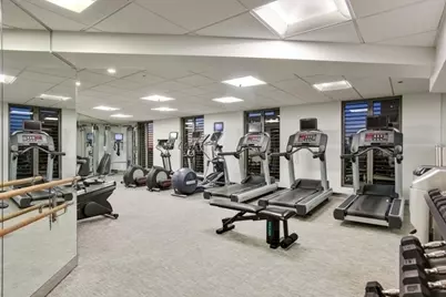 950 N Michigan Avenue #4005, Chicago, IL 60611 - Photo 37