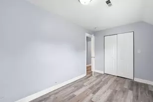 8632 S Sangamon St, Chicago, IL 60620 - Photo 25