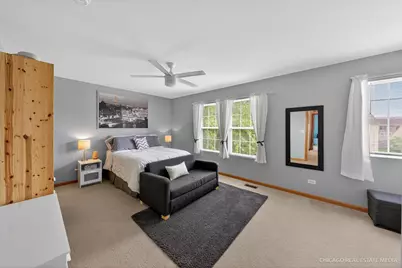 1196 Port Royal Road, Pingree Grove, IL 60140 - Photo 15