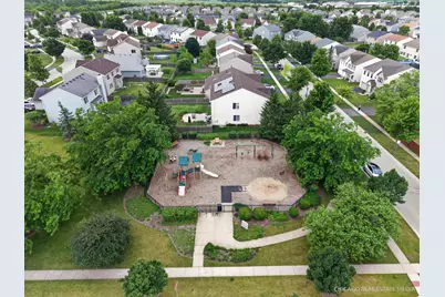 1196 Port Royal Road, Pingree Grove, IL 60140 - Photo 33