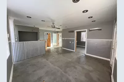2227 W Belmont Avenue, Chicago, IL 60618 - Photo 13