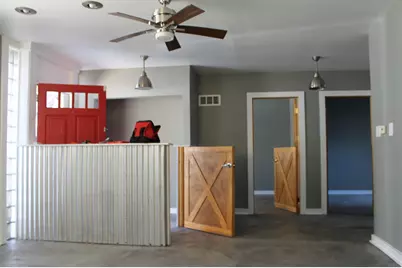 2227 W Belmont Avenue, Chicago, IL 60618 - Photo 11