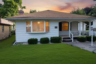 546 E Mulberry St, Watseka, IL 60970 - Photo 3