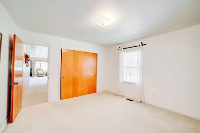 546 E Mulberry Street, Watseka, IL 60970 - Photo 19