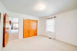 546 E Mulberry St, Watseka, IL 60970 - Photo 19