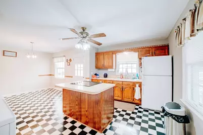 546 E Mulberry Street, Watseka, IL 60970 - Photo 11