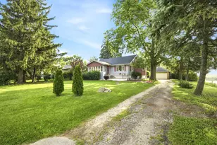1916 Rowell Ave, Joliet, IL 60433 - Photo 3