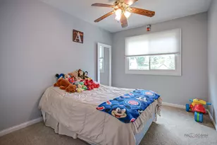1636 Green River Dr, Schaumburg, IL 60194 - Photo 19