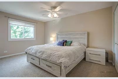 1636 Green River Drive, Schaumburg, IL 60194 - Photo 15