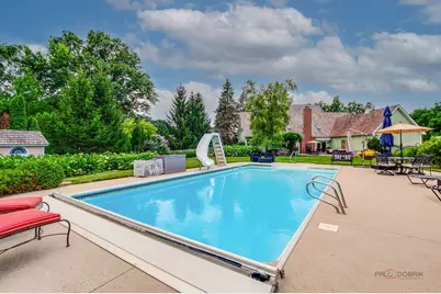 5580 Hilltop Lane, Libertyville, IL 60048 - Photo 37