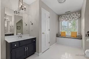5580 Hilltop Ln, Libertyville, IL 60048 - Photo 25