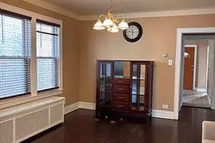 5642 N Bernard St, Chicago, IL 60659 - Photo 5