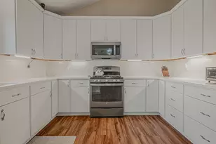 25111 S 104th Ave, Frankfort, IL 60423 - Photo 9
