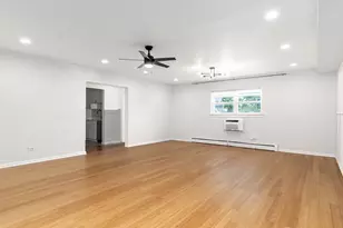 415 S Maple Ave, Oak Park, IL 60302 - Photo 5