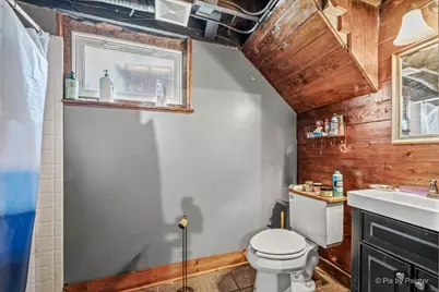 325 Putnam Avenue, Woodstock, IL 60098 - Photo 19