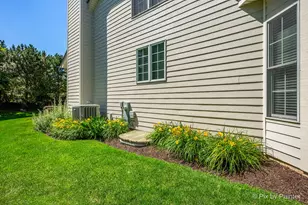 2697 Nicole Cir, Aurora, IL 60502 - Photo 47