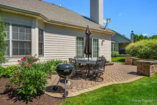 2697 Nicole Cir, Aurora, IL 60502 - Photo 41