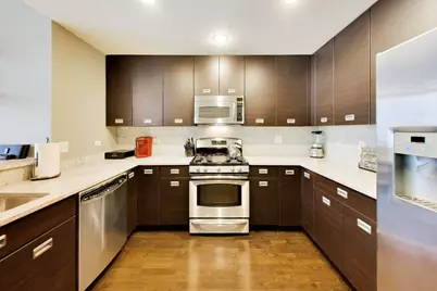 160 E Illinois Street #2106, Chicago, IL 60611 - Photo 9