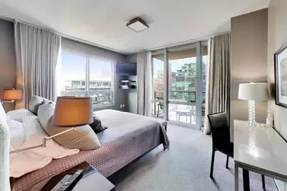 160 E Illinois Street #2106, Chicago, IL 60611 - Photo 11