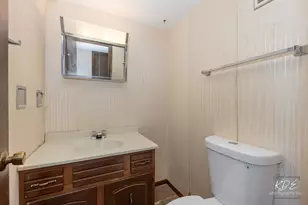 446 Galahad Rd, Bolingbrook, IL 60440 - Photo 9