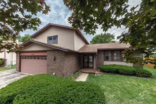 446 Galahad Rd, Bolingbrook, IL 60440 - Photo 1