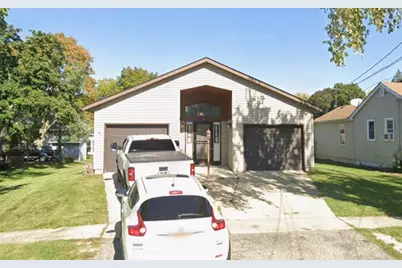 716 E 4th Street, Belvidere, IL 61008 - Photo 1