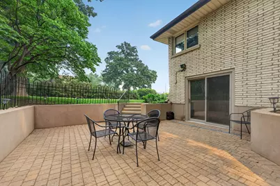 304 E Irving Park Road, Roselle, IL 60172 - Photo 45