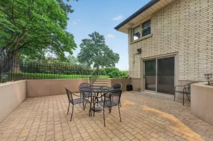 304 E Irving Park Rd, Roselle, IL 60172 - Photo 45