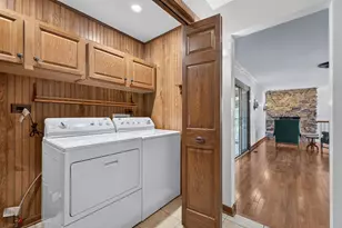 304 E Irving Park Rd, Roselle, IL 60172 - Photo 21