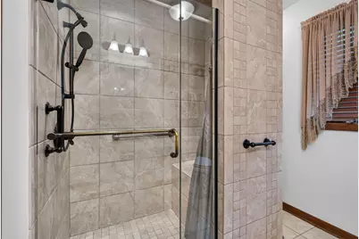 304 E Irving Park Road, Roselle, IL 60172 - Photo 23